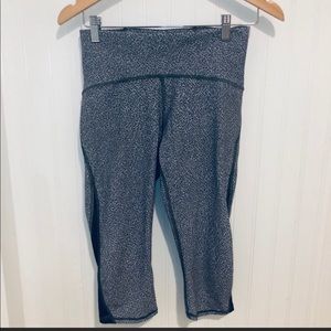 Lululemon sheer crop size 8